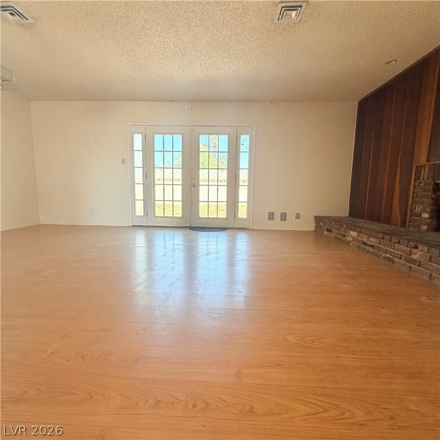5216 Doe, Las Vegas, NV 89146