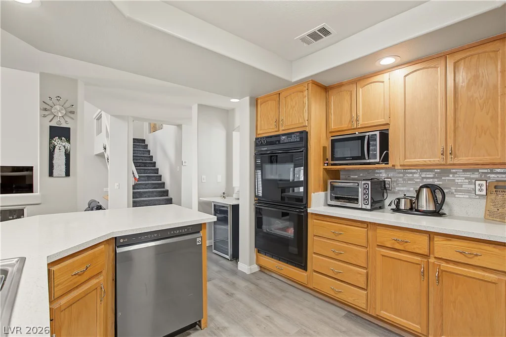 3713 Treasure Bluff, Las Vegas, NV 89129