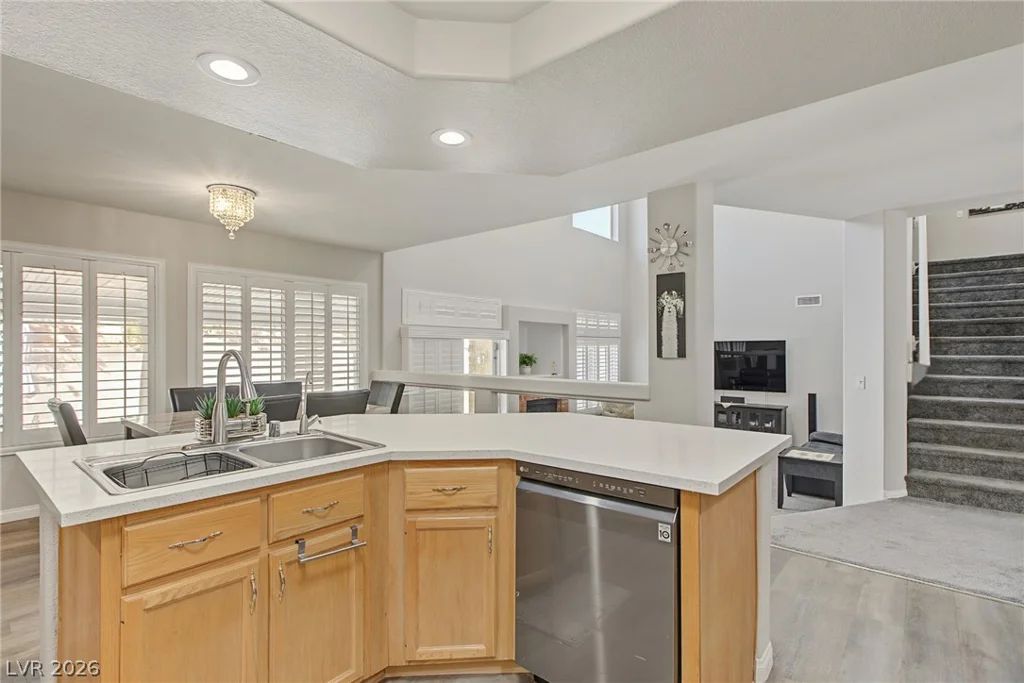3713 Treasure Bluff, Las Vegas, NV 89129