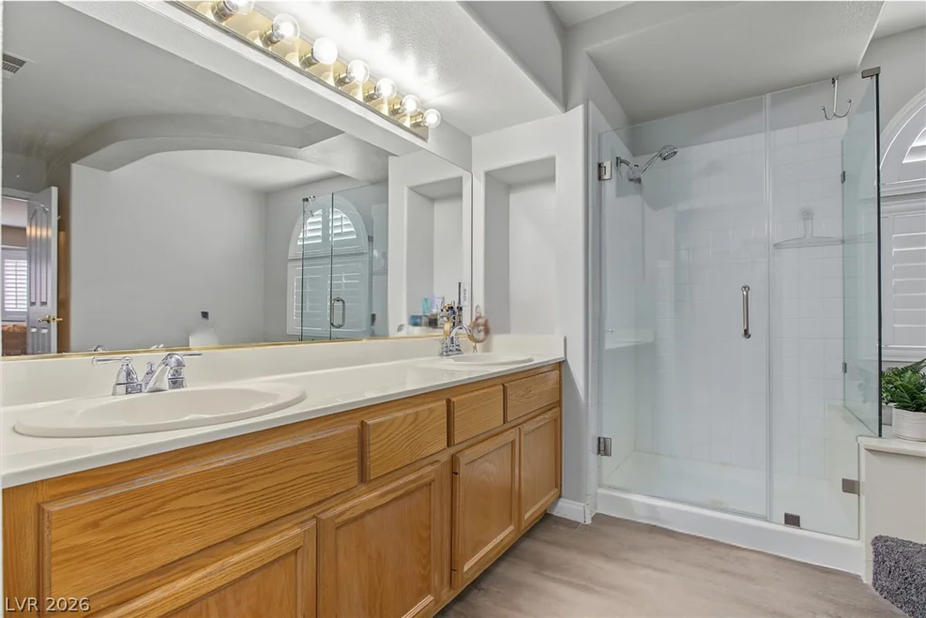 3713 Treasure Bluff, Las Vegas, NV 89129