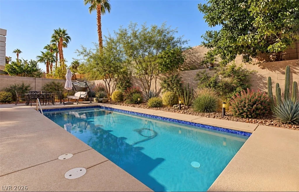 3713 Treasure Bluff, Las Vegas, NV 89129
