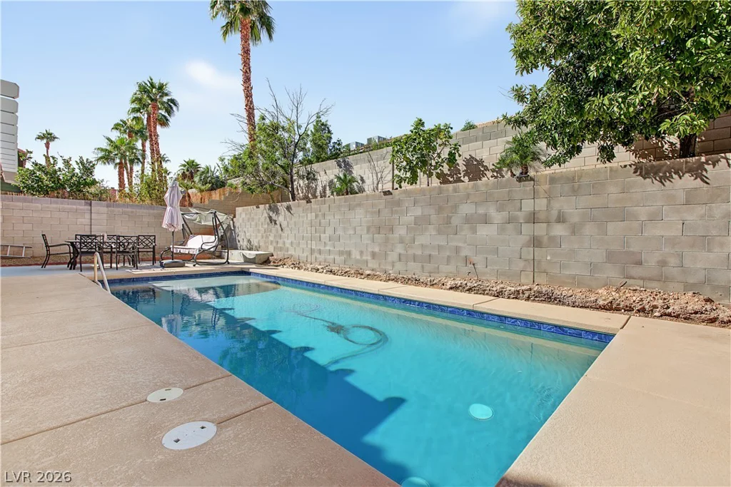 3713 Treasure Bluff, Las Vegas, NV 89129