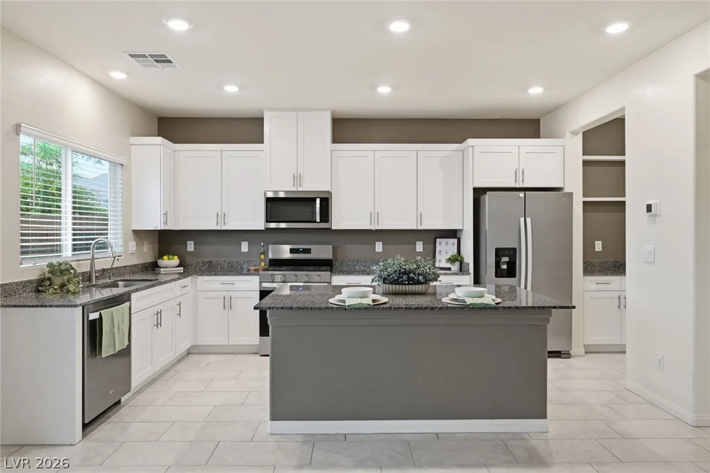 7809 Bailey Creek, North Las Vegas, NV 89084