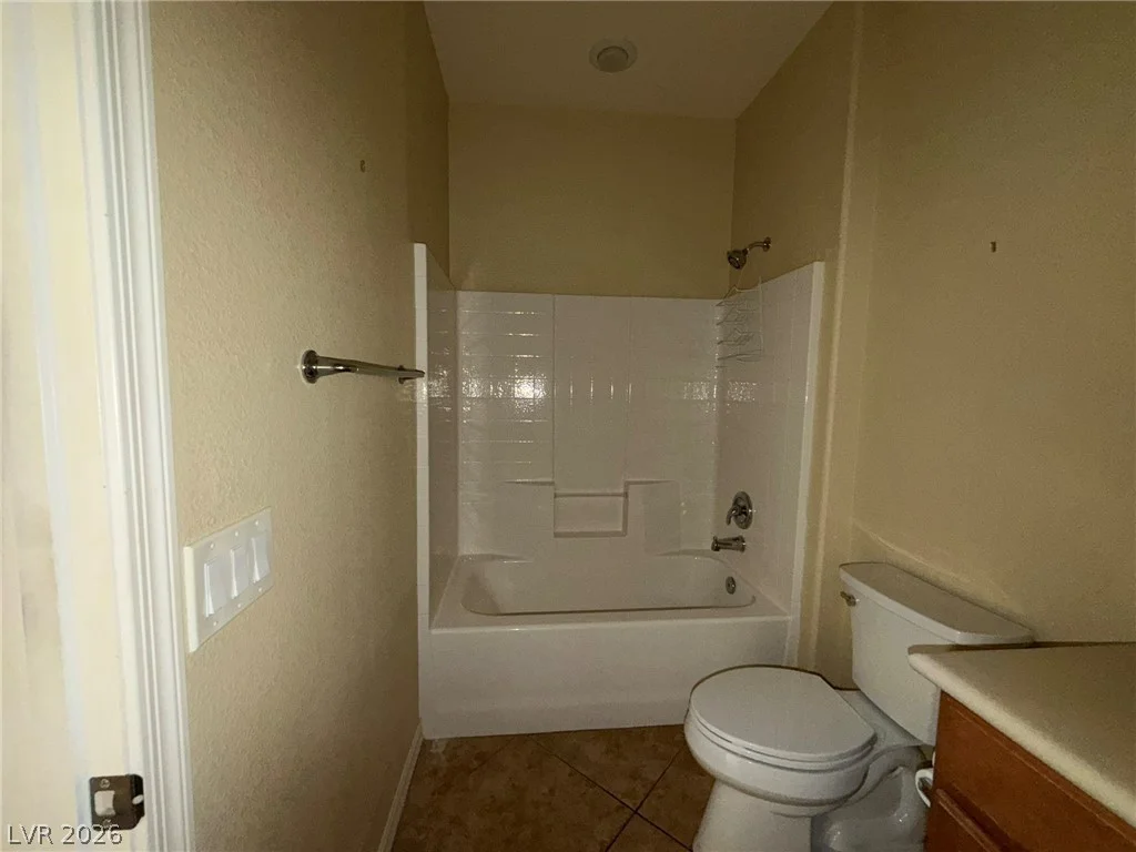 2145 Falls City, Henderson, NV 89044