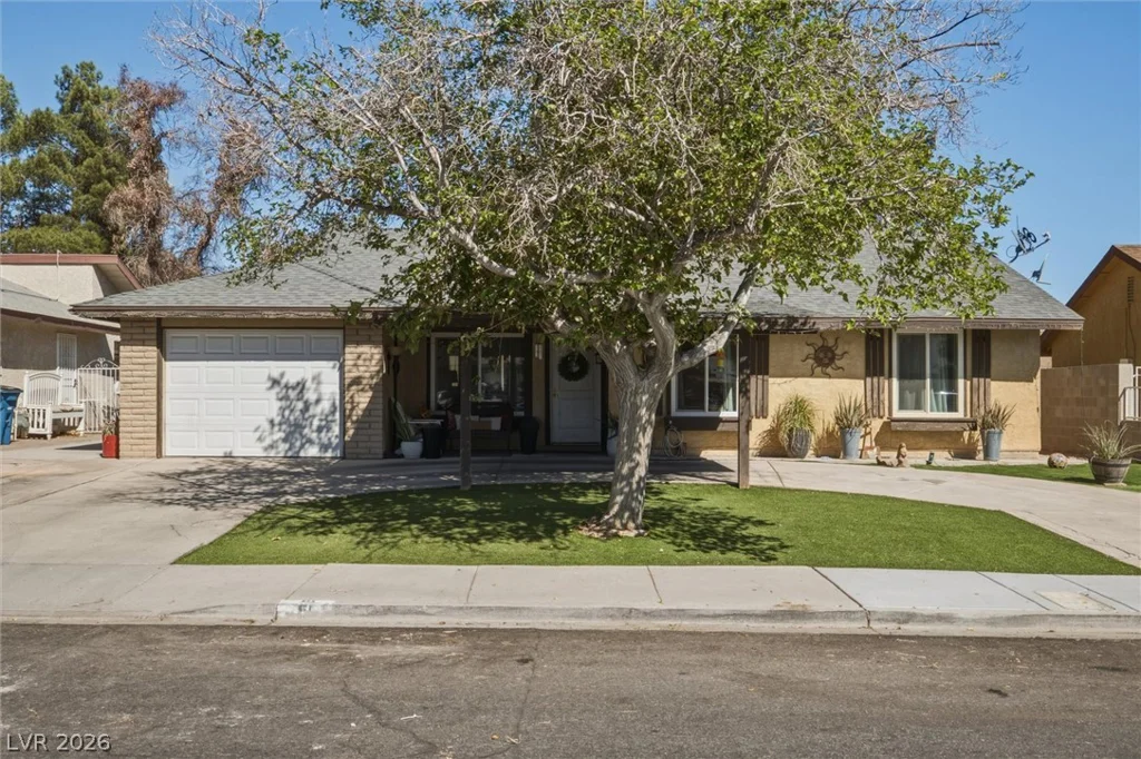 61 Lafaette, Las Vegas, NV 89110