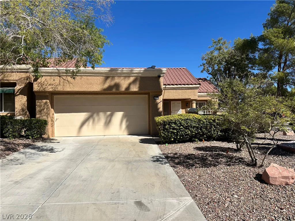 8700 Shorecliff, Las Vegas, NV 89134