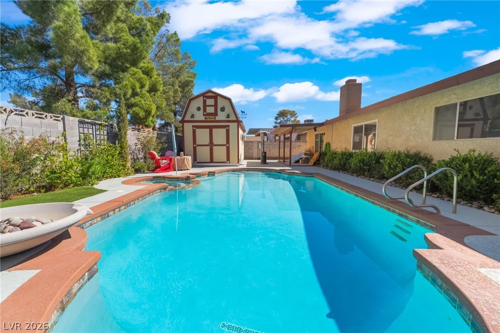 613 Valley View, Henderson, NV 89002