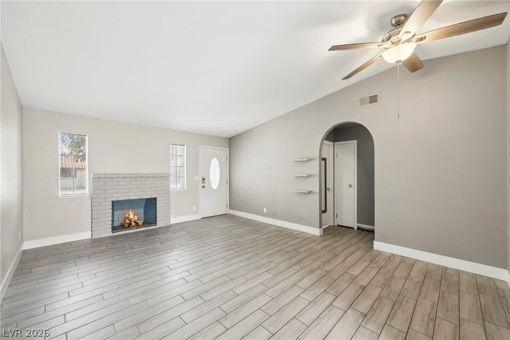 1612 Joshua Tree, Las Vegas, NV 89108