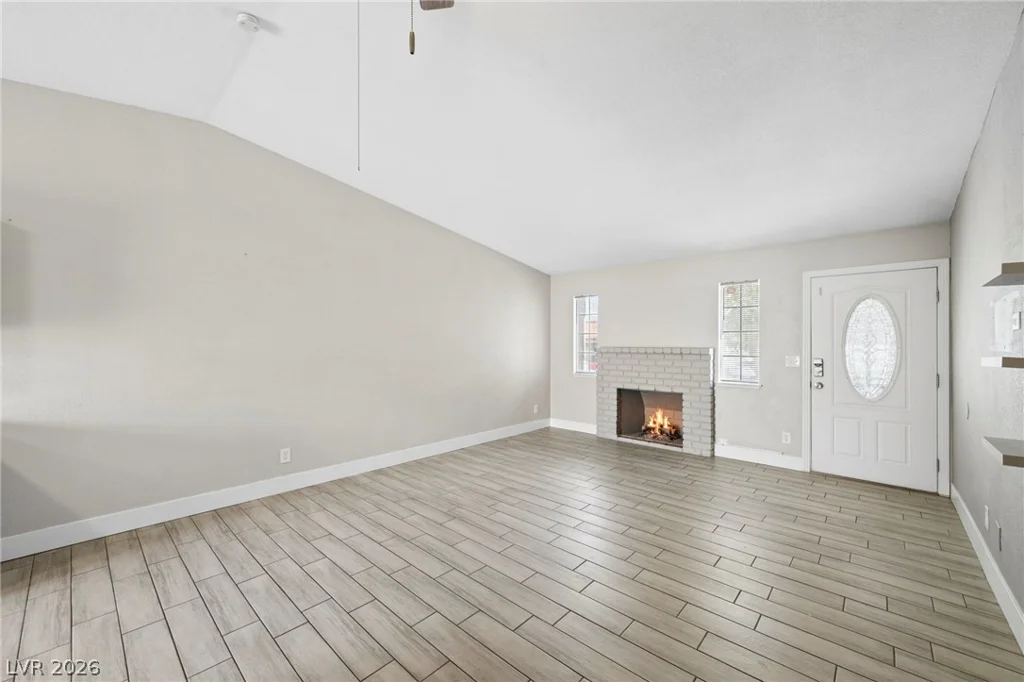 1612 Joshua Tree, Las Vegas, NV 89108