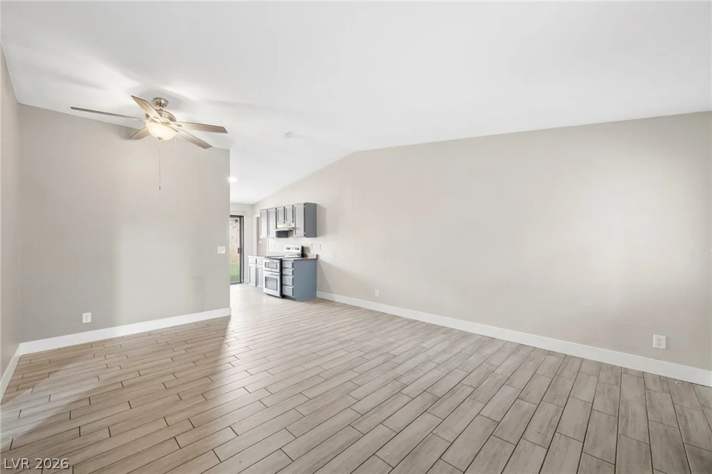 1612 Joshua Tree, Las Vegas, NV 89108