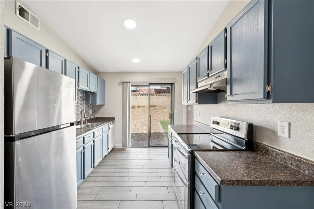 1612 Joshua Tree, Las Vegas, NV 89108