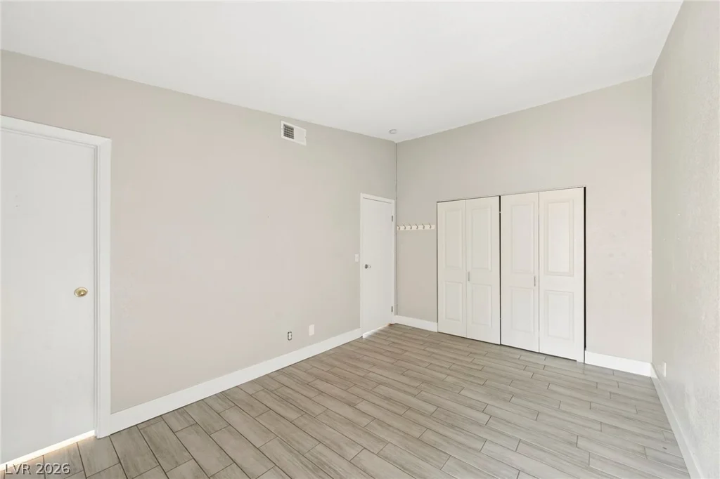 1612 Joshua Tree, Las Vegas, NV 89108