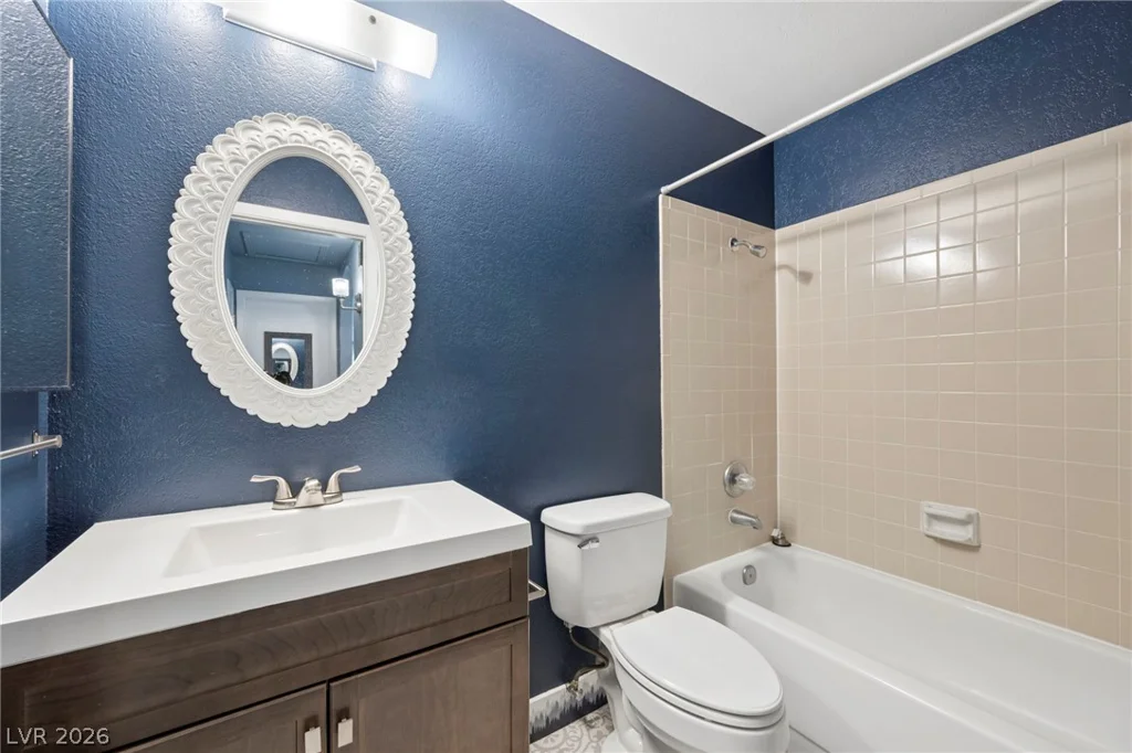 1612 Joshua Tree, Las Vegas, NV 89108