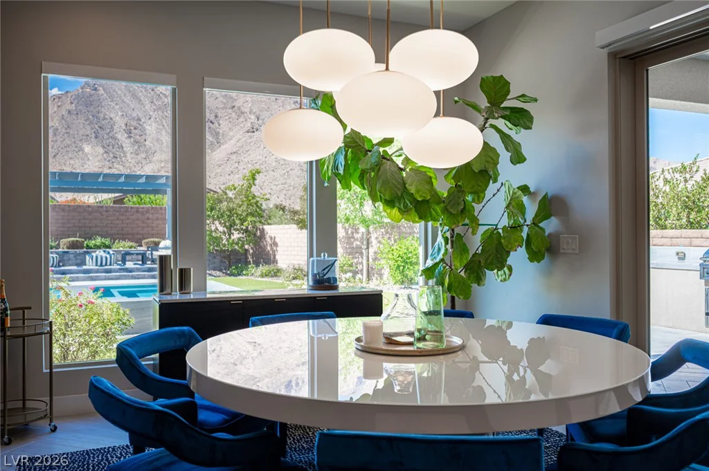 3013 Sierra Juniper, Las Vegas, NV 89138