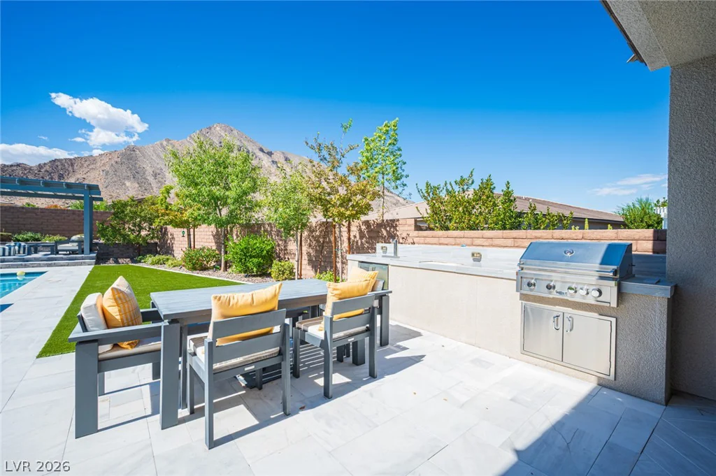 3013 Sierra Juniper, Las Vegas, NV 89138