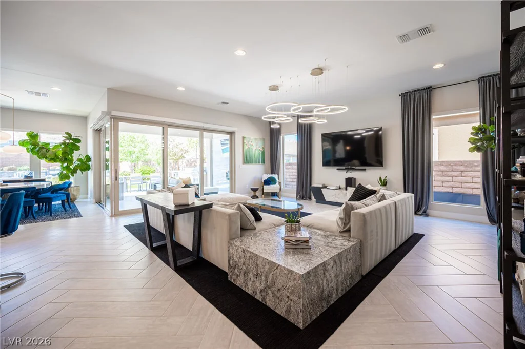 3013 Sierra Juniper, Las Vegas, NV 89138