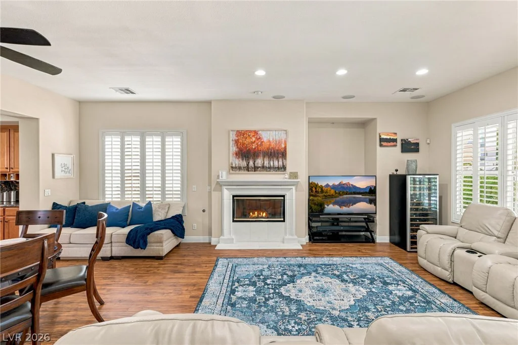 3364 Saddlebrook, Las Vegas, NV 89141