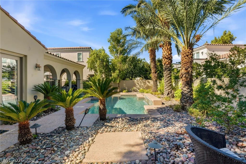 3364 Saddlebrook, Las Vegas, NV 89141