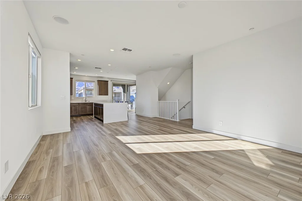 1501 Little Penguin, Las Vegas, NV 89138