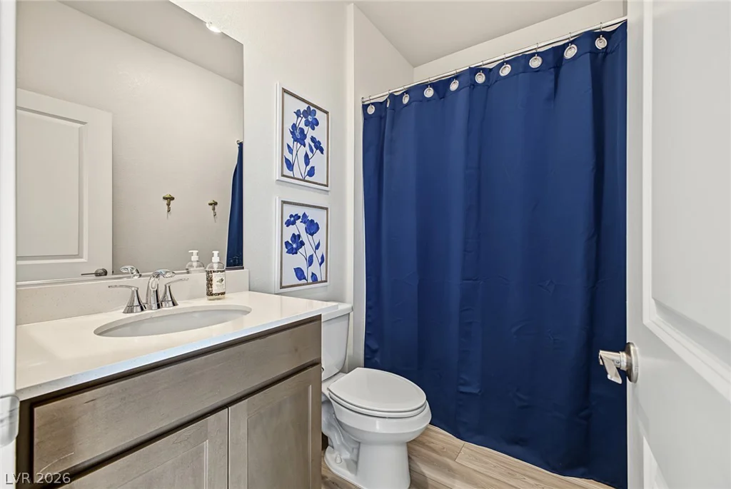 1501 Little Penguin, Las Vegas, NV 89138