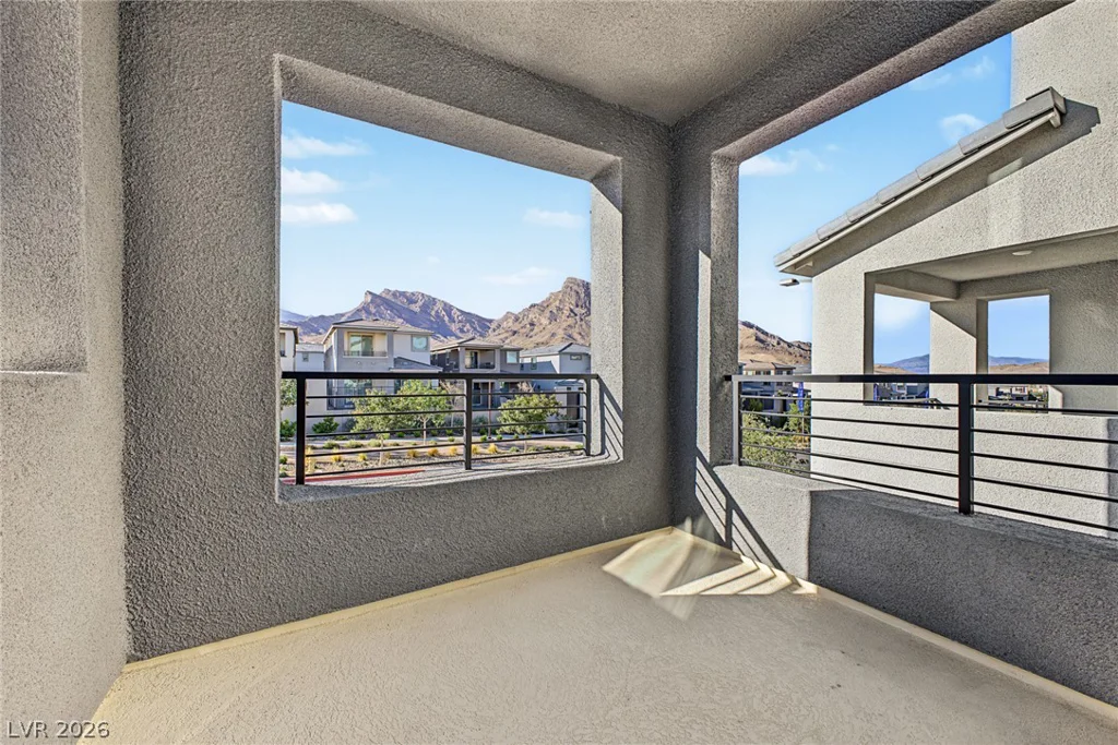 1501 Little Penguin, Las Vegas, NV 89138