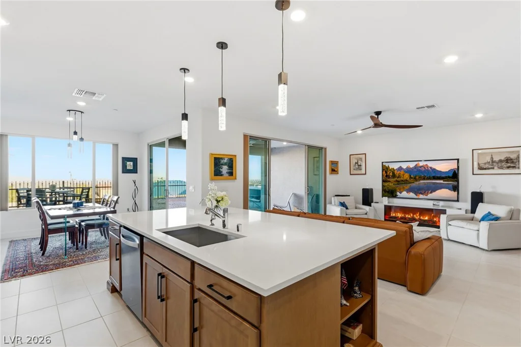 6424 Belgrossa Bend, Las Vegas, NV 89166