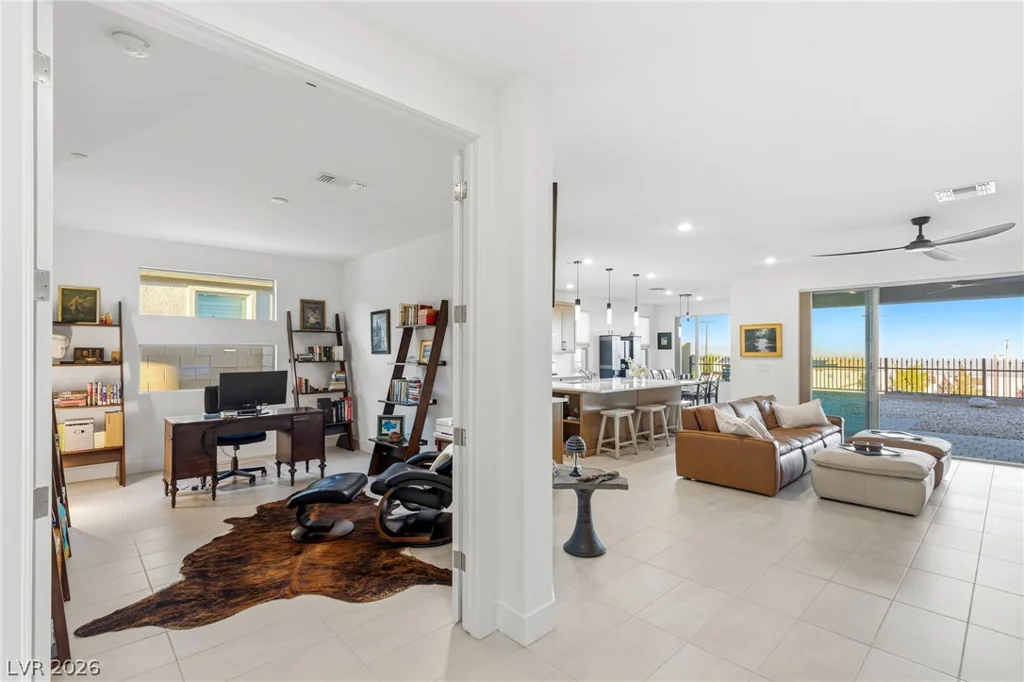 6424 Belgrossa Bend, Las Vegas, NV 89166