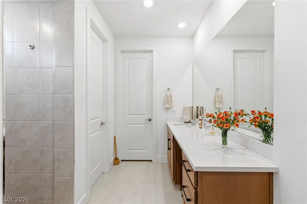 6424 Belgrossa Bend, Las Vegas, NV 89166