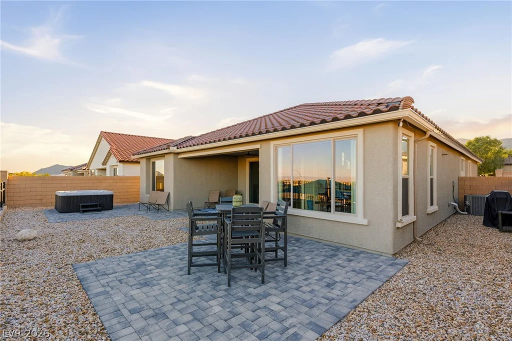 6424 Belgrossa Bend, Las Vegas, NV 89166