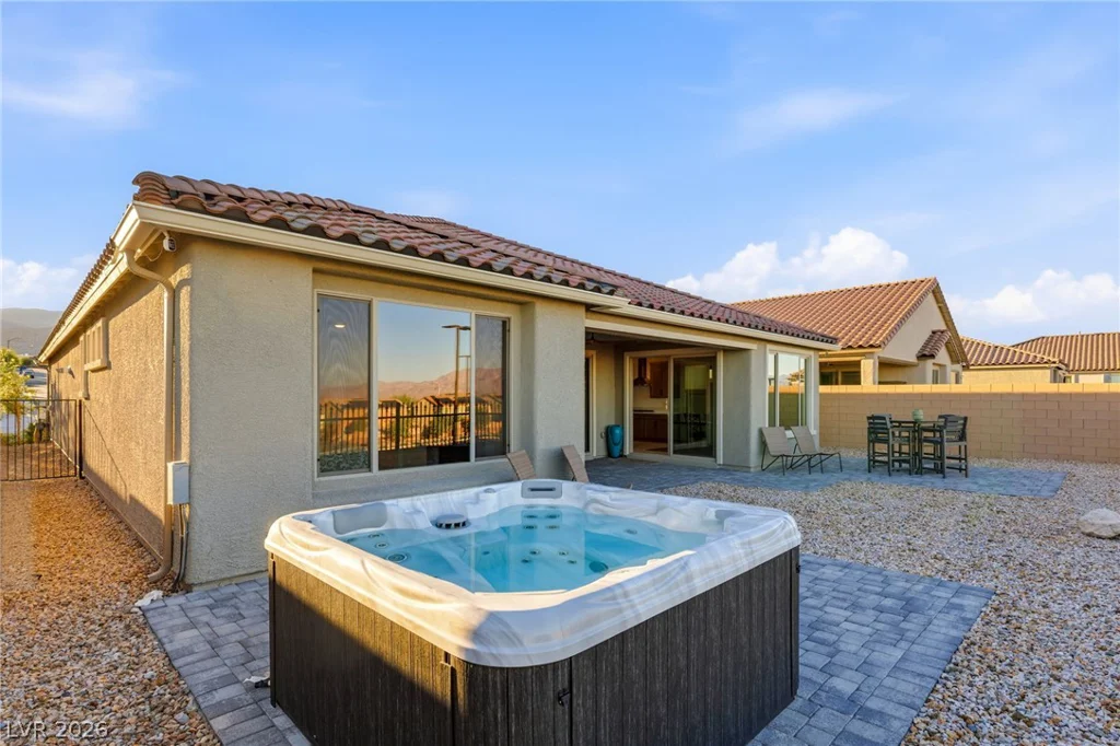 6424 Belgrossa Bend, Las Vegas, NV 89166