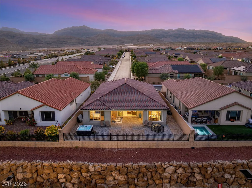 6424 Belgrossa Bend, Las Vegas, NV 89166