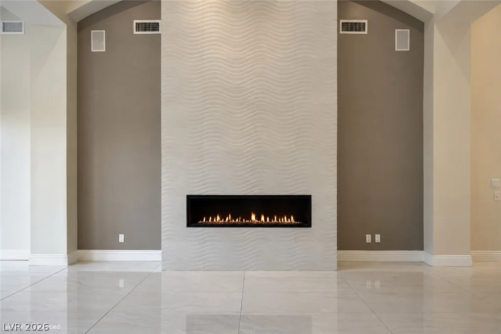 3745 Pacific, Las Vegas, NV 89121