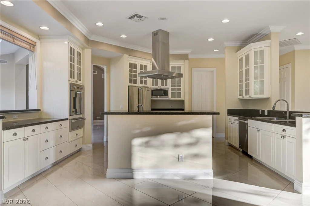 3745 Pacific, Las Vegas, NV 89121