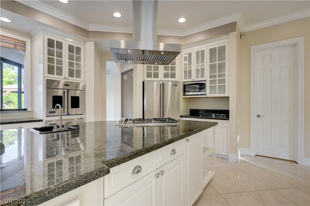 3745 Pacific, Las Vegas, NV 89121