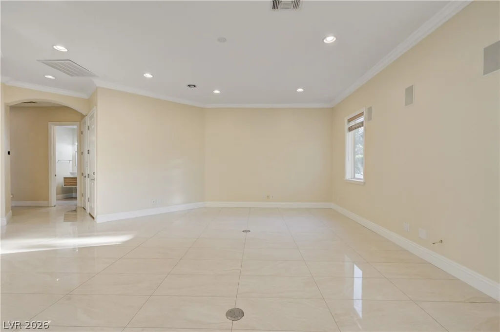 3745 Pacific, Las Vegas, NV 89121