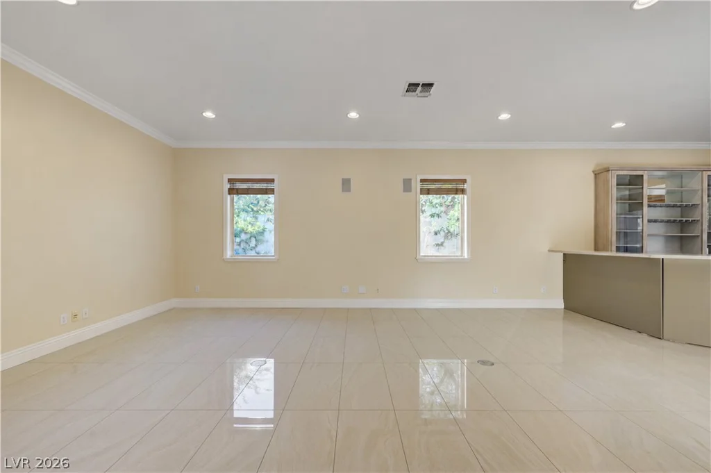 3745 Pacific, Las Vegas, NV 89121