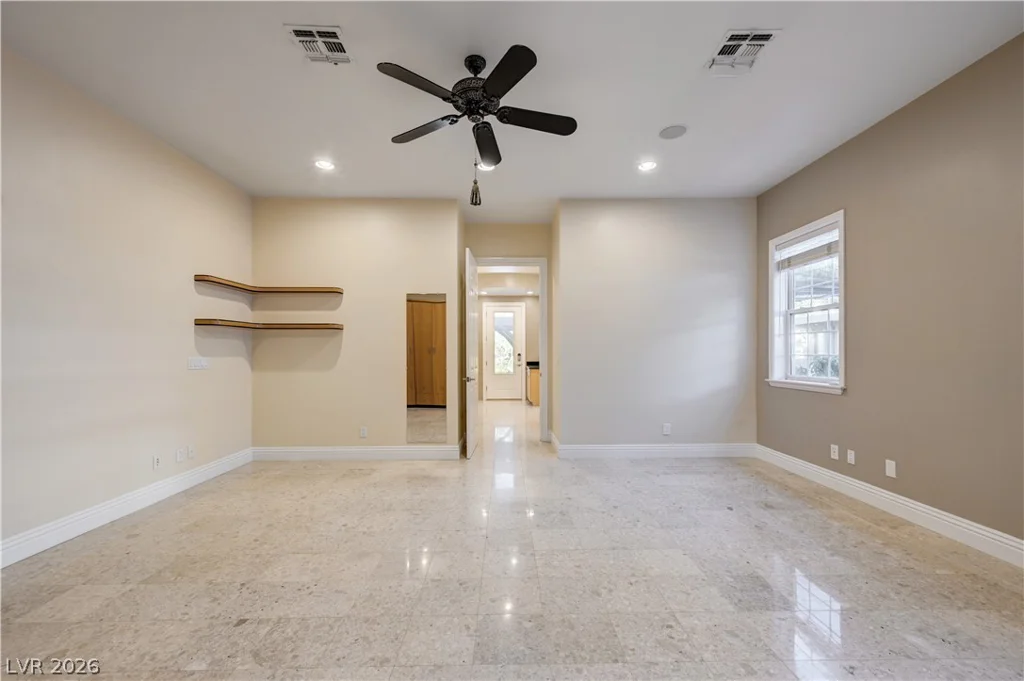 3745 Pacific, Las Vegas, NV 89121