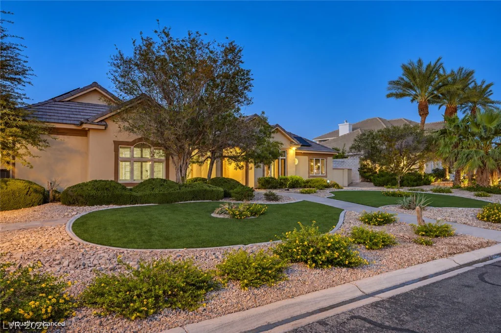 3745 Pacific, Las Vegas, NV 89121