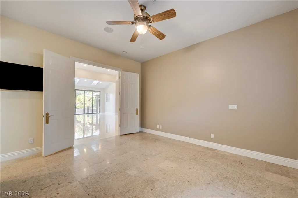 3745 Pacific, Las Vegas, NV 89121