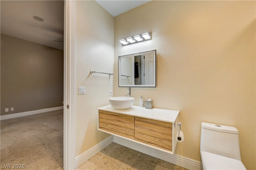 3745 Pacific, Las Vegas, NV 89121