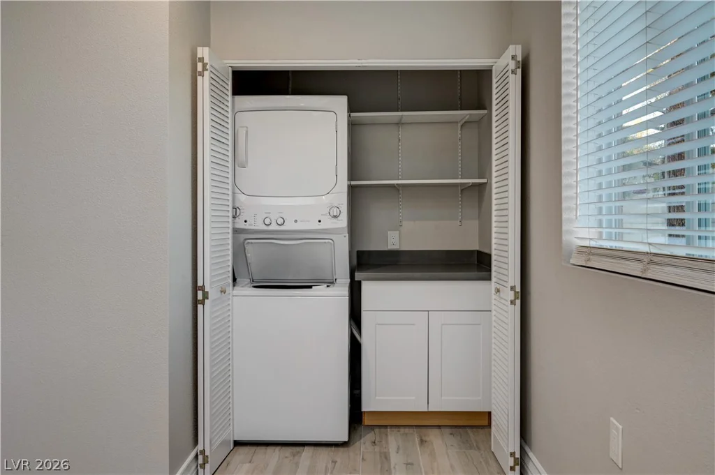 3745 Pacific, Las Vegas, NV 89121