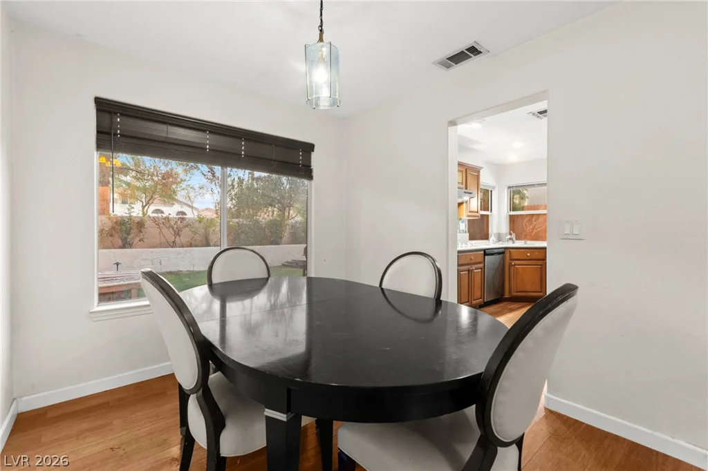 1821 Derbyshire, Las Vegas, NV 89117