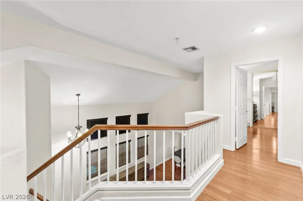 1821 Derbyshire, Las Vegas, NV 89117