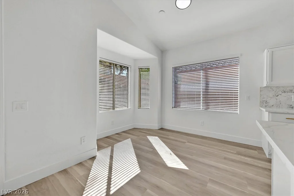 8433 Sea Glen, Las Vegas, NV 89128