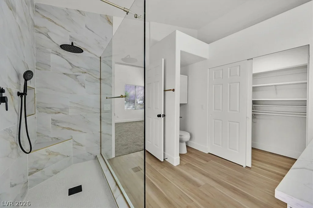 8433 Sea Glen, Las Vegas, NV 89128