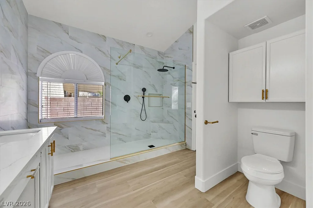 8433 Sea Glen, Las Vegas, NV 89128