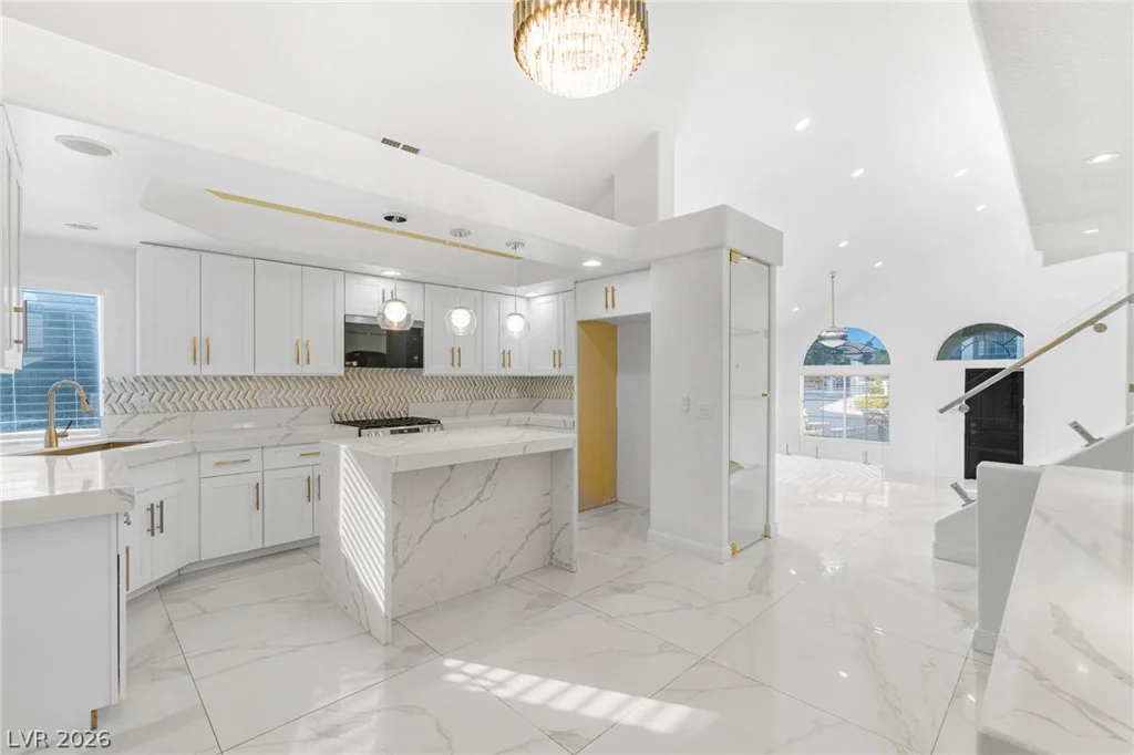 8237 Mountain Heather, Las Vegas, NV 89149