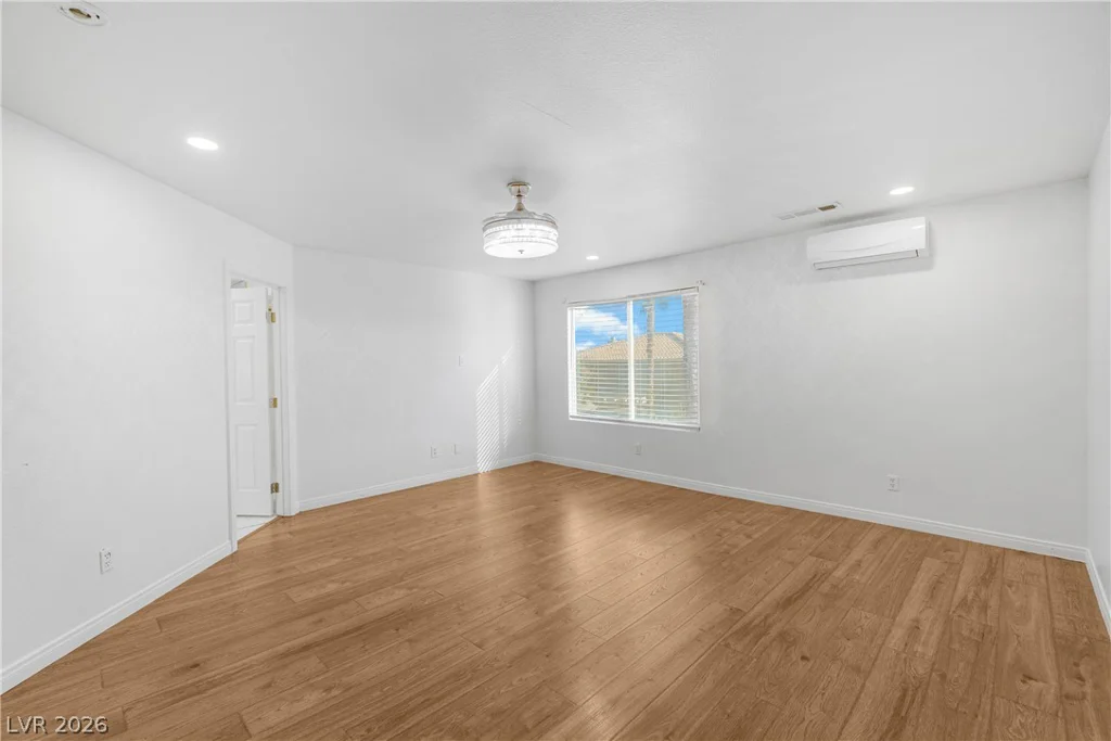 8237 Mountain Heather, Las Vegas, NV 89149