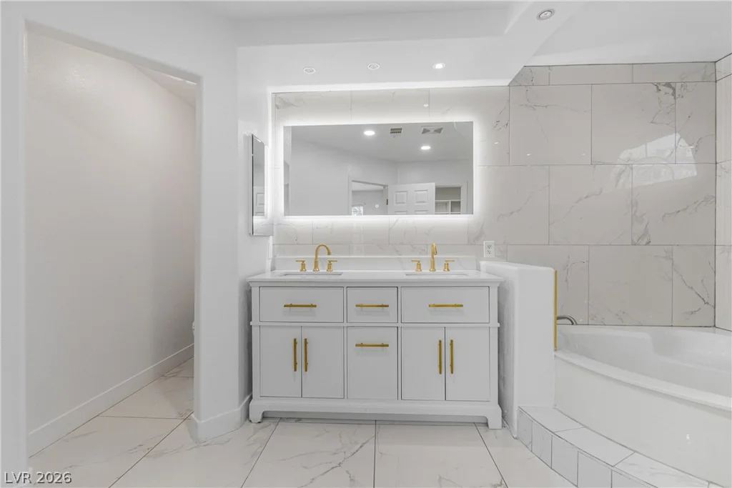 8237 Mountain Heather, Las Vegas, NV 89149