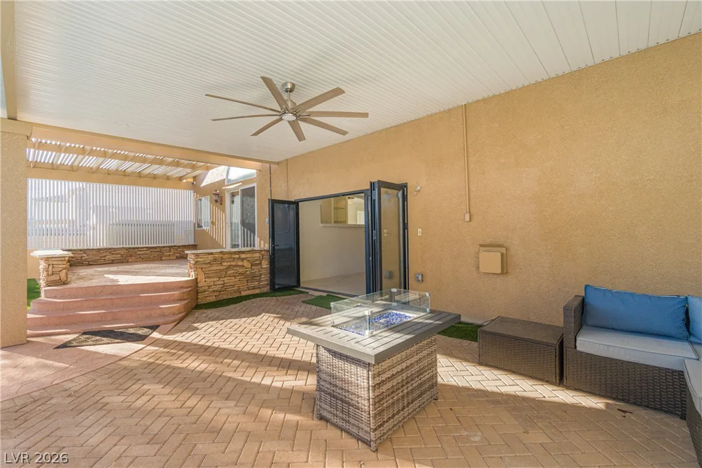 8237 Mountain Heather, Las Vegas, NV 89149